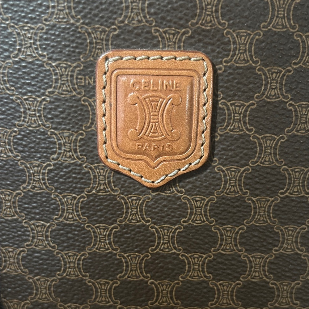 Vintage Celine Brown and Tan Crossbody Bag set with Chain and matching wallet - Picture 2 of 16